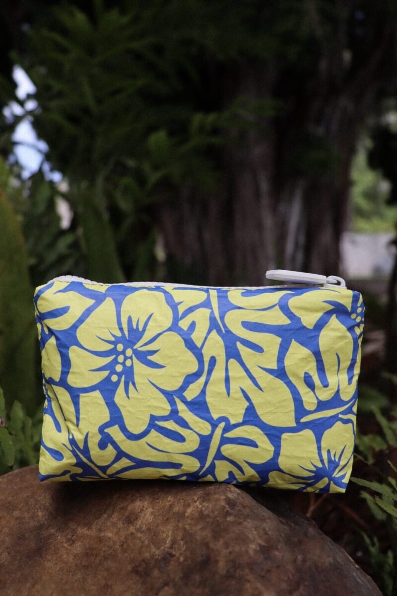 MINI POUCH - URU in YELLOW ON BLUE