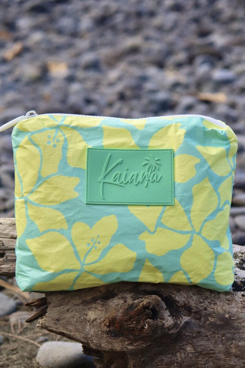 SMALL POUCH - AUTE IN YELLOW ON TURQUOISE